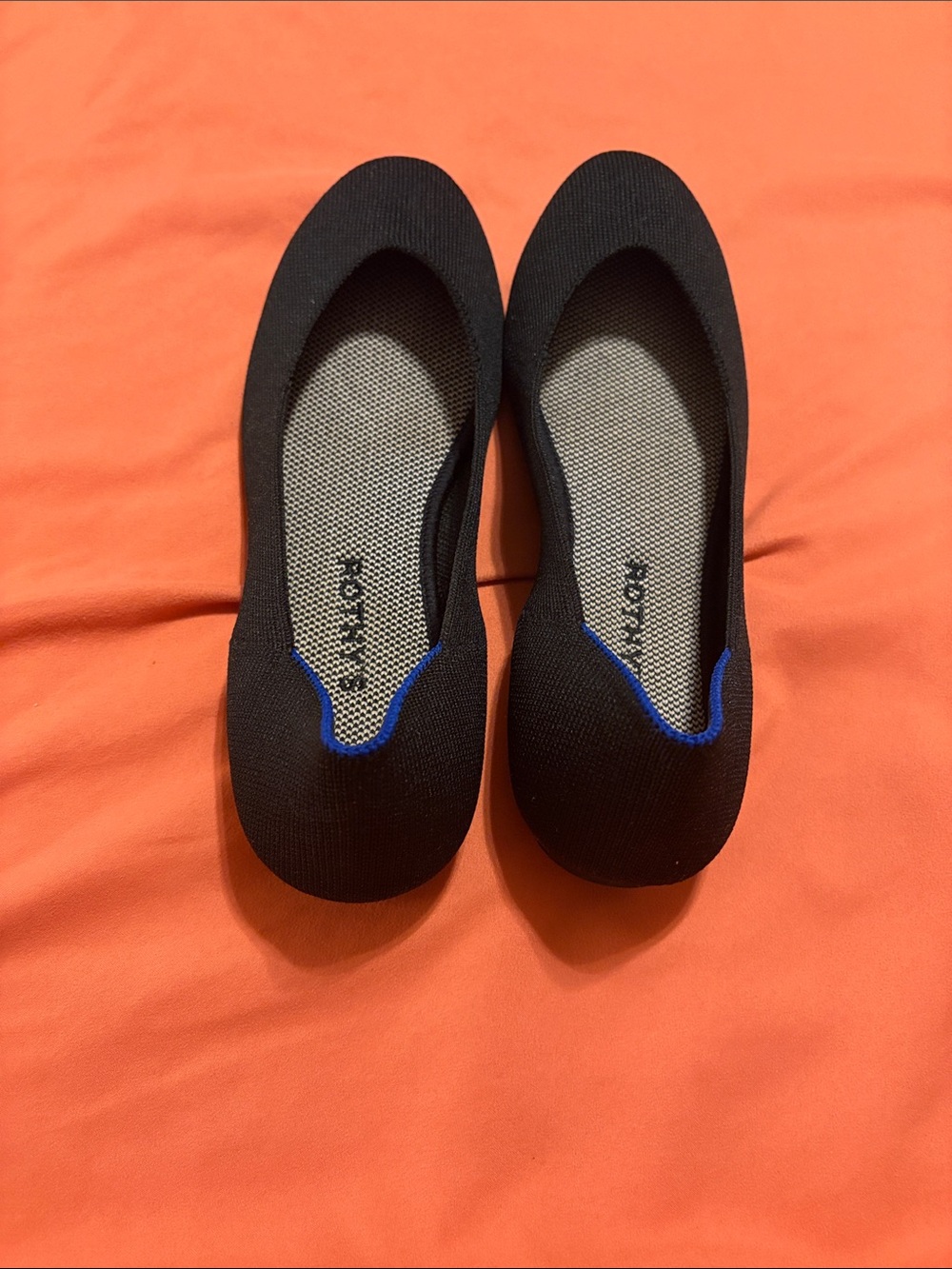 Women’s Rothy’s Flats -Black - Picture 3 of 7